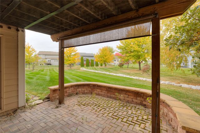 916 NW 20th Lane, Ankeny, IA 50023