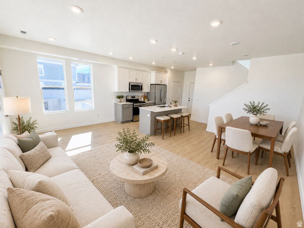 921 W HALVORSEN PKWY #221, Saratoga Springs, UT 84045 — photo 3