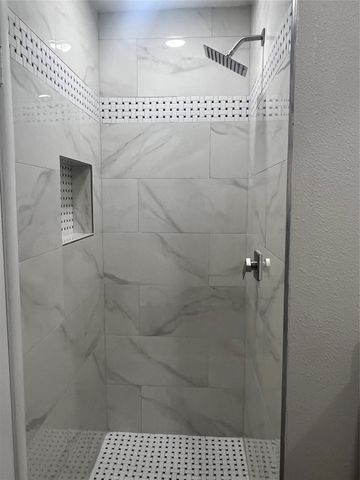 1732 Sheffield Place, Fort Worth, TX 76112