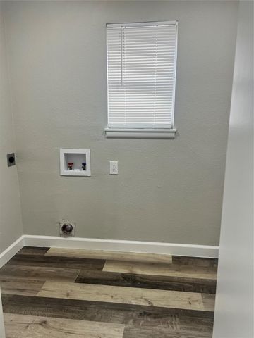 1732 Sheffield Place, Fort Worth, TX 76112