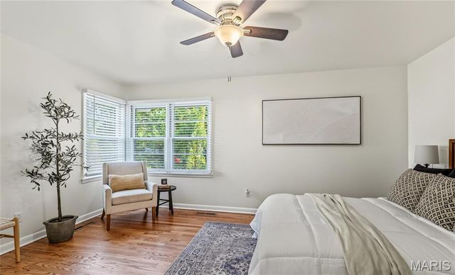 908 Barton Place, St Charles, MO 63301