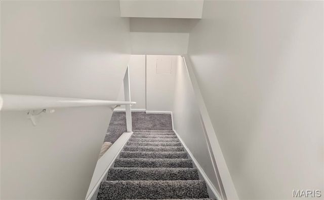 908 Barton Place, St Charles, MO 63301