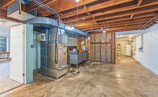 908 Barton Place, St Charles, MO 63301