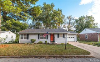 908 Barton Place, St Charles, MO 63301