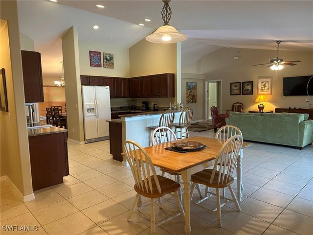 1722 NW 24th PL, Cape Coral, FL 33993