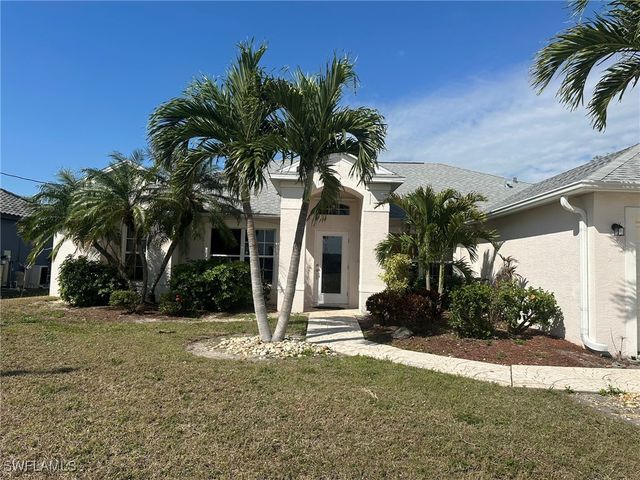 1722 NW 24th PL, Cape Coral, FL 33993