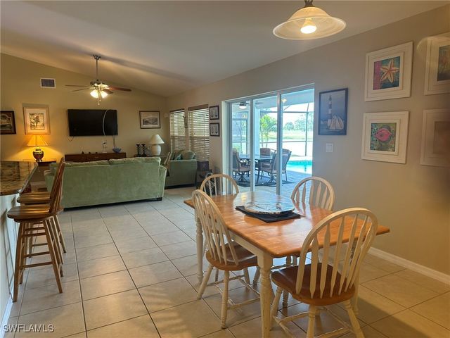 1722 NW 24th PL, Cape Coral, FL 33993