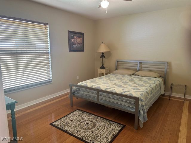 1722 NW 24th PL, Cape Coral, FL 33993