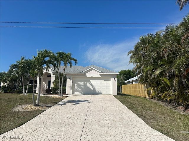 1722 NW 24th PL, Cape Coral, FL 33993