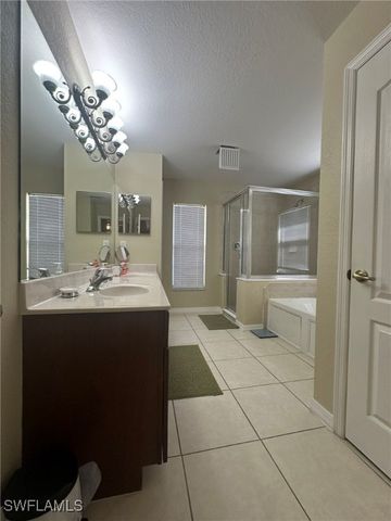 1722 NW 24th PL, Cape Coral, FL 33993