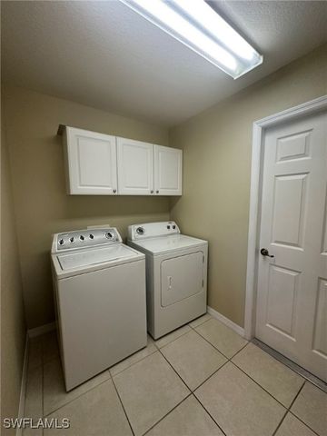 1722 NW 24th PL, Cape Coral, FL 33993