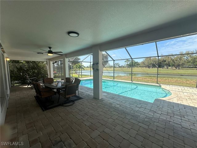 1722 NW 24th PL, Cape Coral, FL 33993
