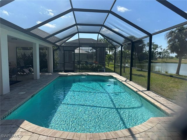 1722 NW 24th PL, Cape Coral, FL 33993