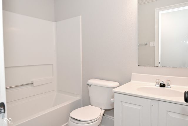 12925 Old Glory Drive, Fishers, IN 46037