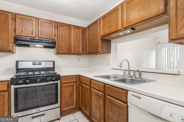 3184 Long Iron Drive, Lawrenceville, GA 30044