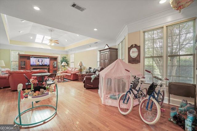 125 Treebrooke Way, Fayetteville, GA 30214