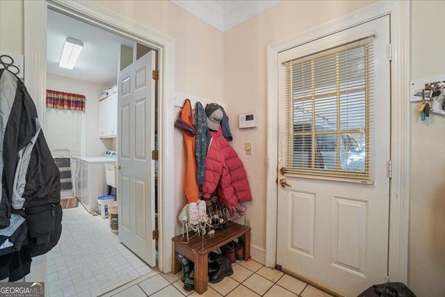 125 Treebrooke Way, Fayetteville, GA 30214