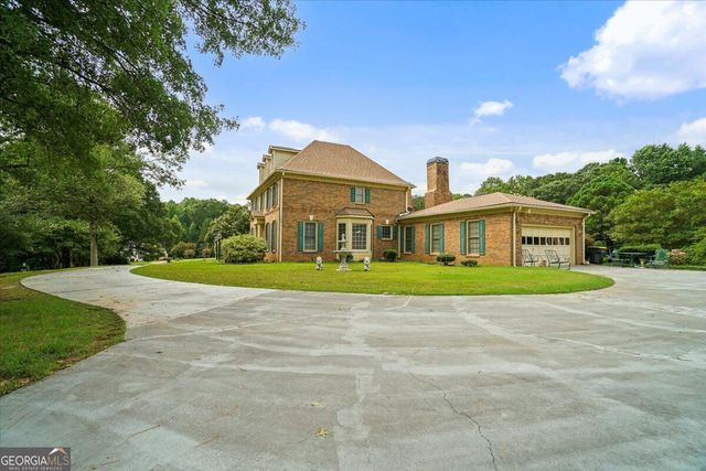 125 Treebrooke Way, Fayetteville, GA 30214