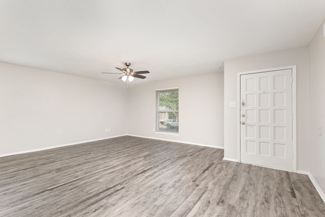 2132 Loma Verde Drive, Bedford, TX 76021