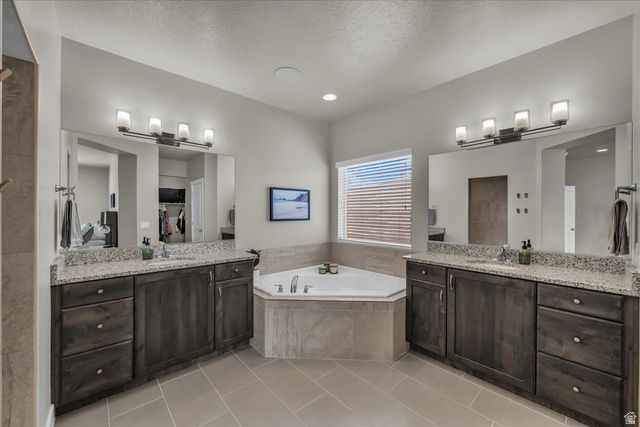 57 W CHESTERFIELD DR, Washington, UT 84780