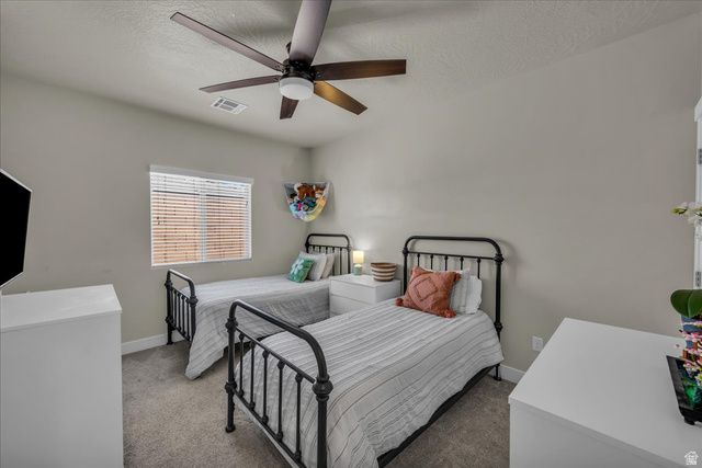 57 W CHESTERFIELD DR, Washington, UT 84780