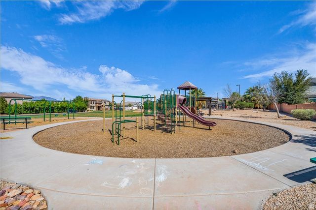 57 W CHESTERFIELD DR, Washington, UT 84780