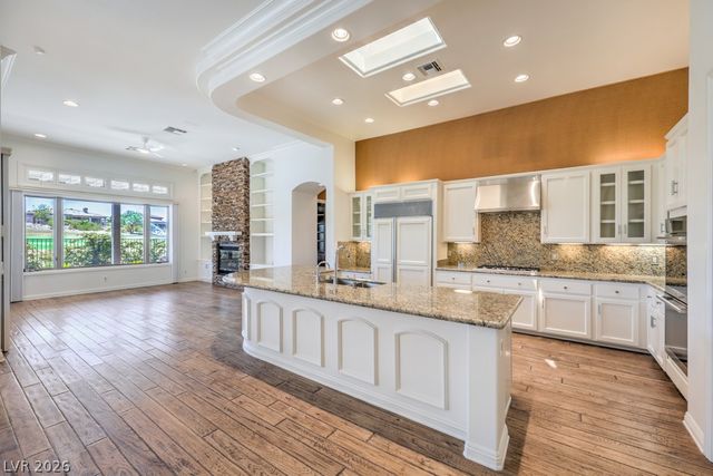 15 Knob Oak Drive, Henderson, NV 89052