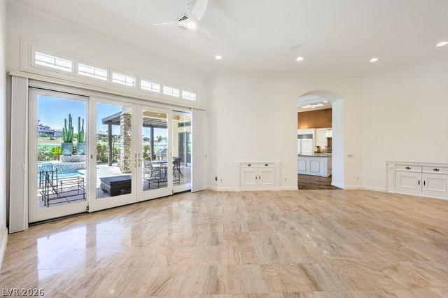 15 Knob Oak Drive, Henderson, NV 89052