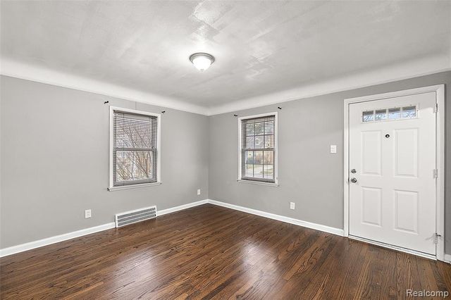 922 Mclean Avenue, Royal Oak, MI 48067