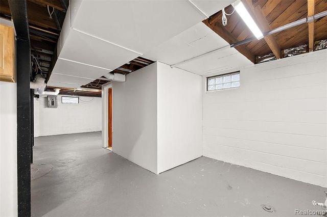 922 Mclean Avenue, Royal Oak, MI 48067