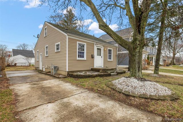 922 Mclean Avenue, Royal Oak, MI 48067
