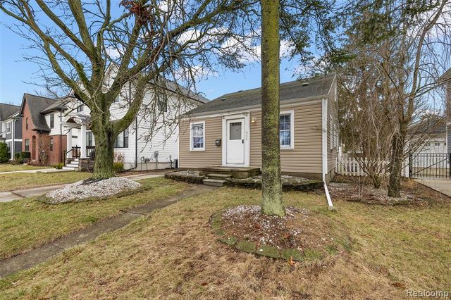 922 Mclean Avenue, Royal Oak, MI 48067