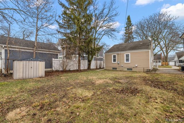 922 Mclean Avenue, Royal Oak, MI 48067