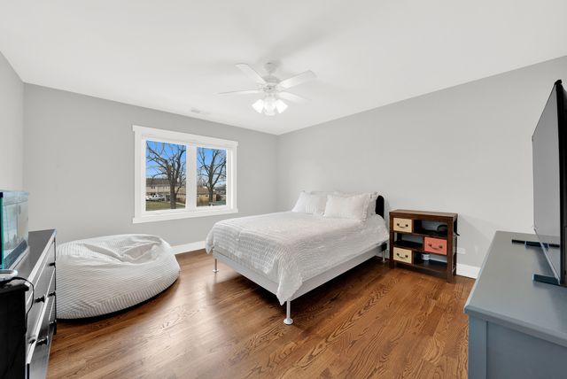 7235 W 71st Street 7235-4, Bridgeview, IL 60455