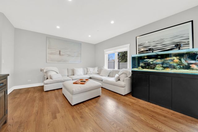 7235 W 71st Street 7235-4, Bridgeview, IL 60455