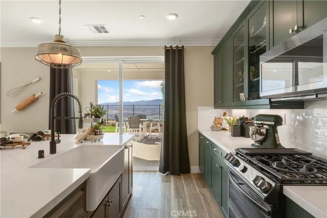 28516 Wildflower Terrace, Castaic, CA 91384