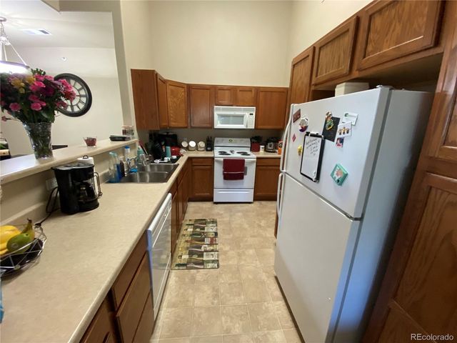 8123 W 51st Place 303, Arvada, CO 80002