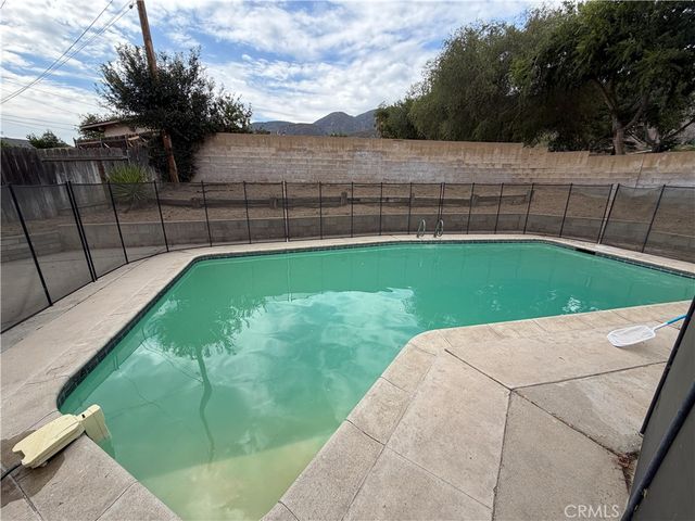 378 W 53rd Street, San Bernardino, CA 92407