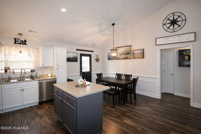 502 Daisy May Place, Jacksonville, NC 28540