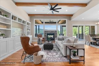 184 Willow Bay Rd, Priest River, ID 83856