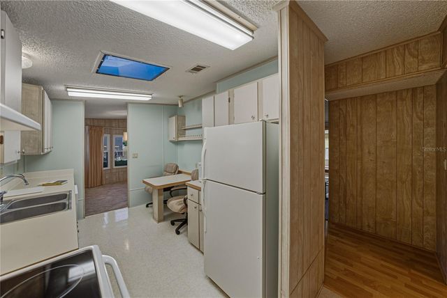 14921 RIALTO AVENUE, Brooksville, FL 34613