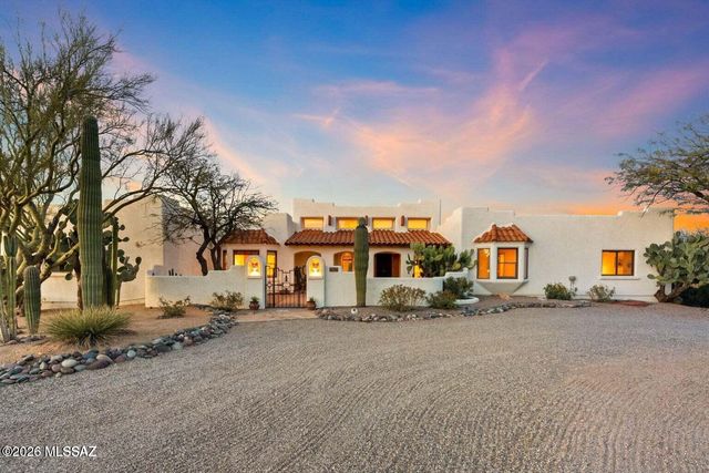 12241 E 8th Street, Tucson, AZ 85748
