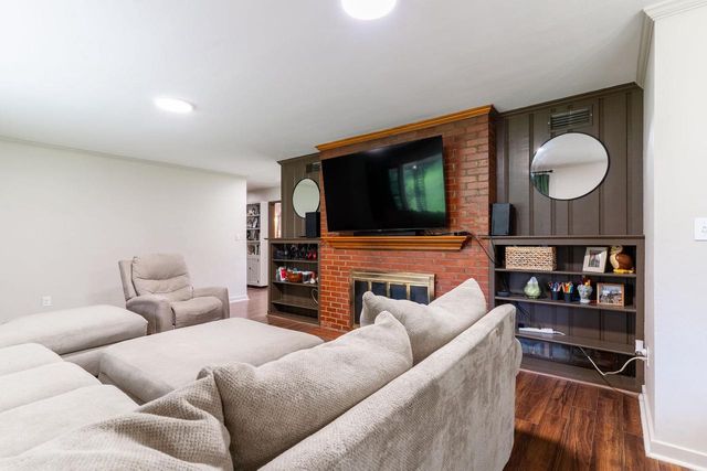 434 BEAUPRE STREET, Green Bay, WI 54301