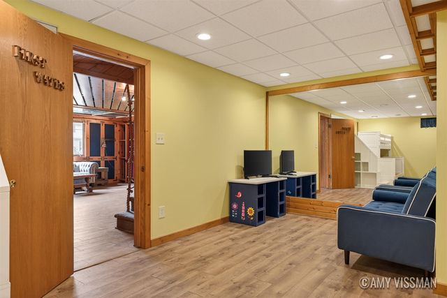 3415 N Applecrest Court, Ada, MI 49301