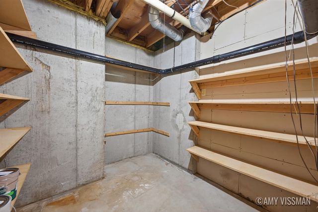 3415 N Applecrest Court, Ada, MI 49301