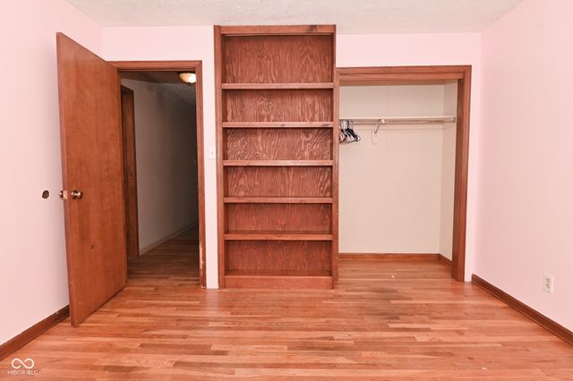 3919 Shadow Hill Lane, Greenwood, IN 46142