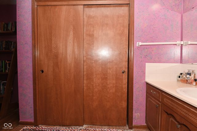 3919 Shadow Hill Lane, Greenwood, IN 46142