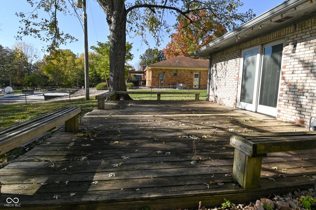 3919 Shadow Hill Lane, Greenwood, IN 46142