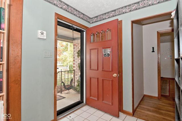 3919 Shadow Hill Lane, Greenwood, IN 46142