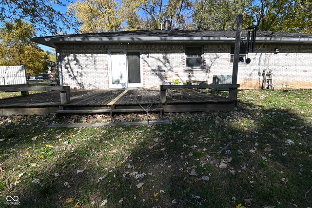 3919 Shadow Hill Lane, Greenwood, IN 46142